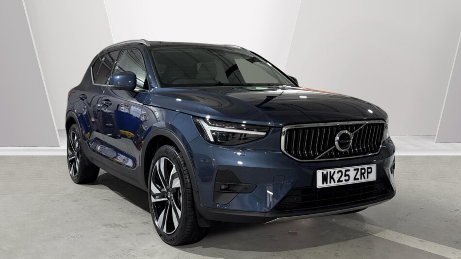 Volvo XC40 2.0 B4P Ultra Bright 5dr Auto Petrol Estate